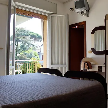 Carezza 2* Τσέρβια