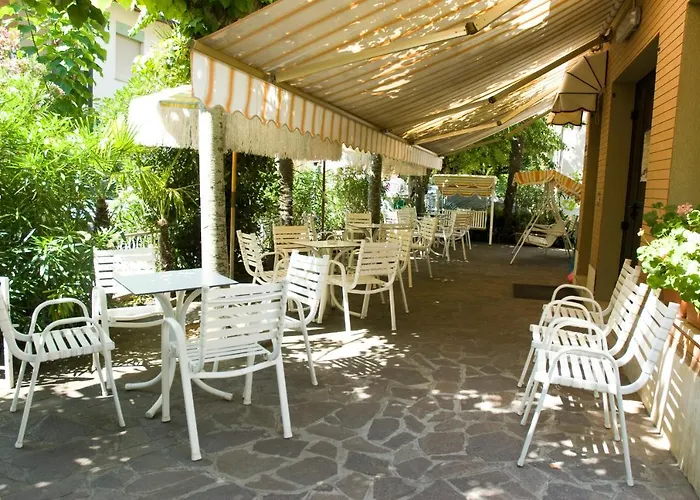 Carezza 2*